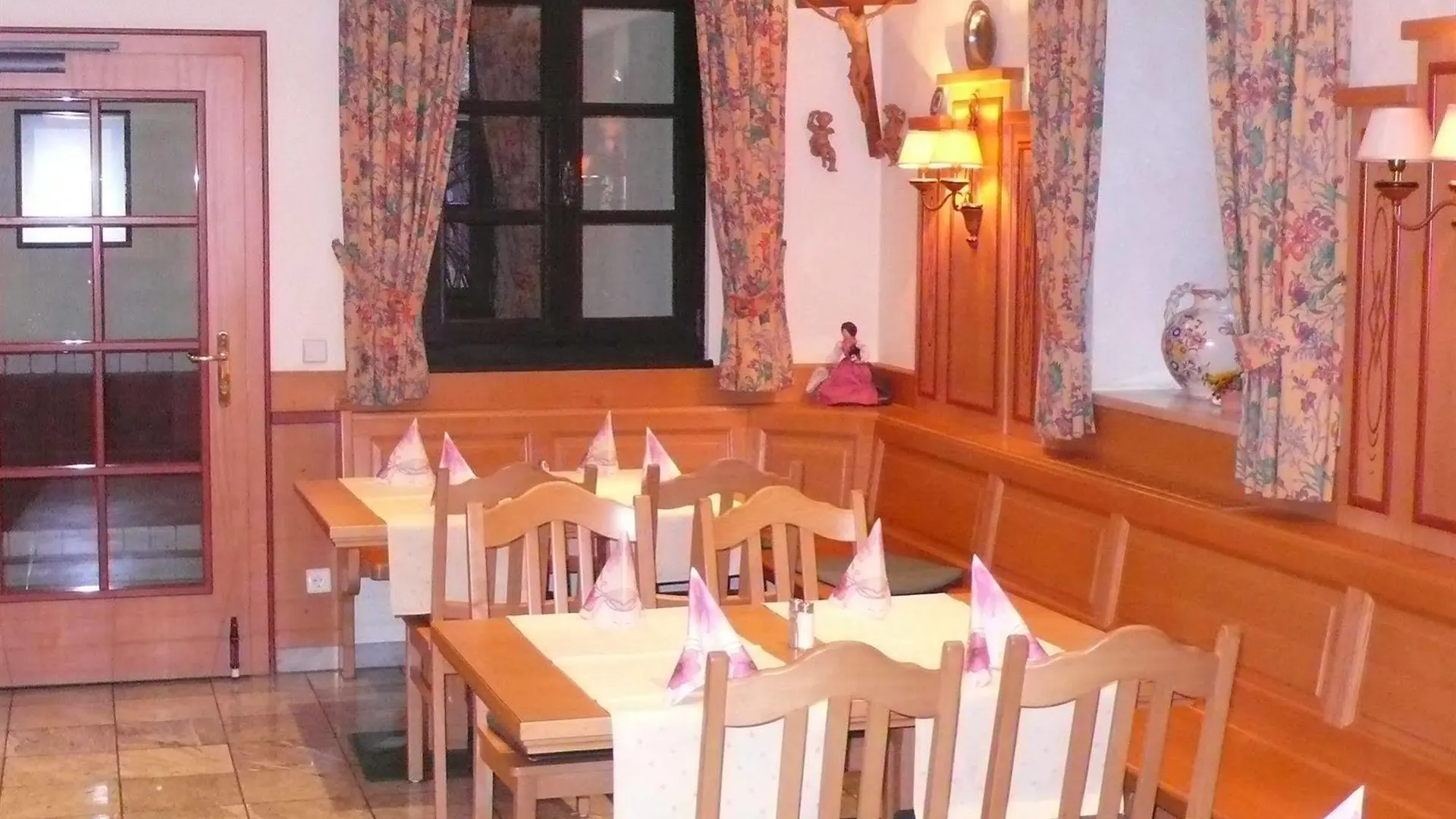 ***  Hotel Neuwirt Sauerlach Niemcy