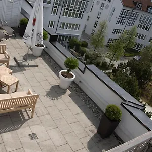 Munich Unterhaching, An Ihg Hotel